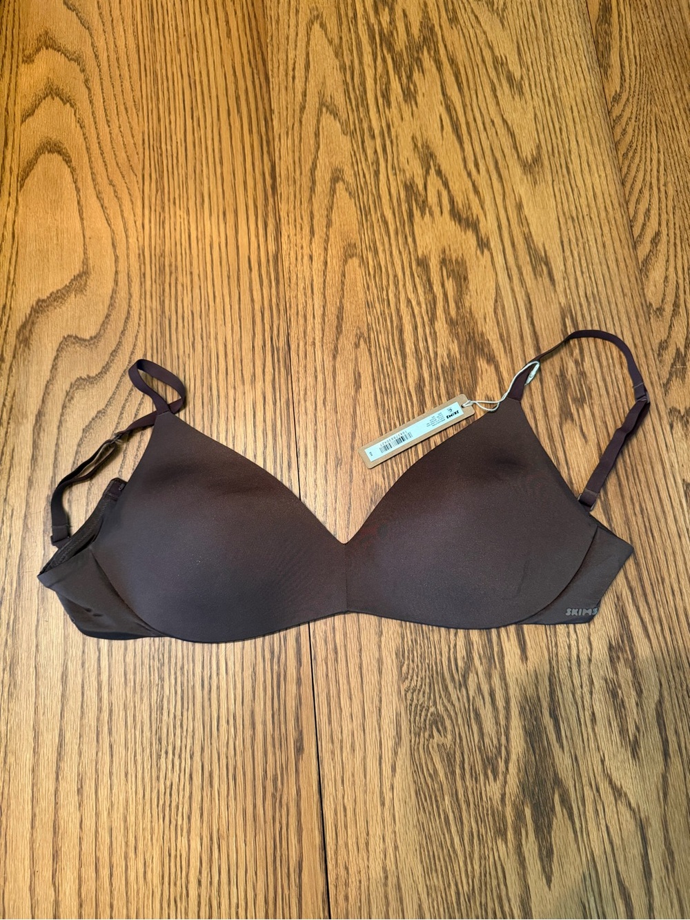 SKIMS Wireless Form Push Up Plunge Bra
